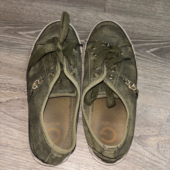 Green GUESS Sneakers - Picture 4 of 8